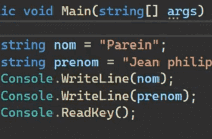 Code C# affichant des chaînes avec Console